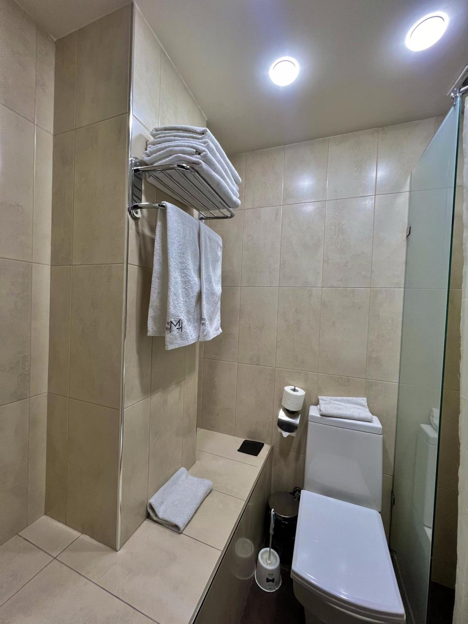 Mashtots Hotel Erevan Exterior foto