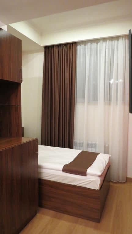 Mashtots Hotel Erevan Exterior foto